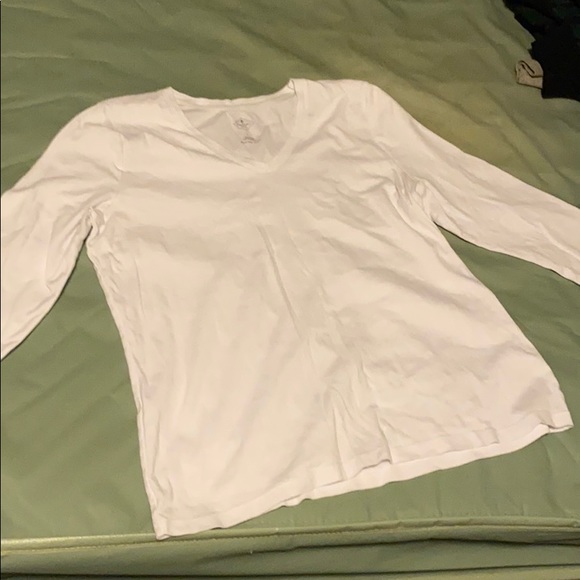 St. John's Bay Tops - St. John’s bay white tshirt
